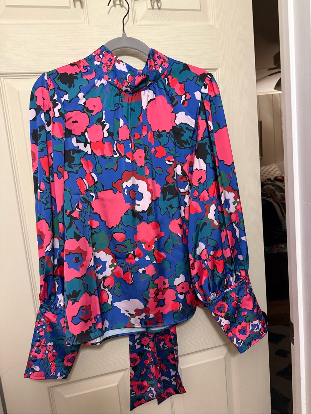 Crosby by Mollie Burch NWOT Josephine Floral Blouse in Blue & Pink